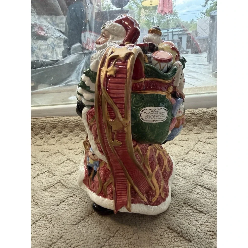 Fitz and Floyd Christmas Santa with bag of toys tea pot